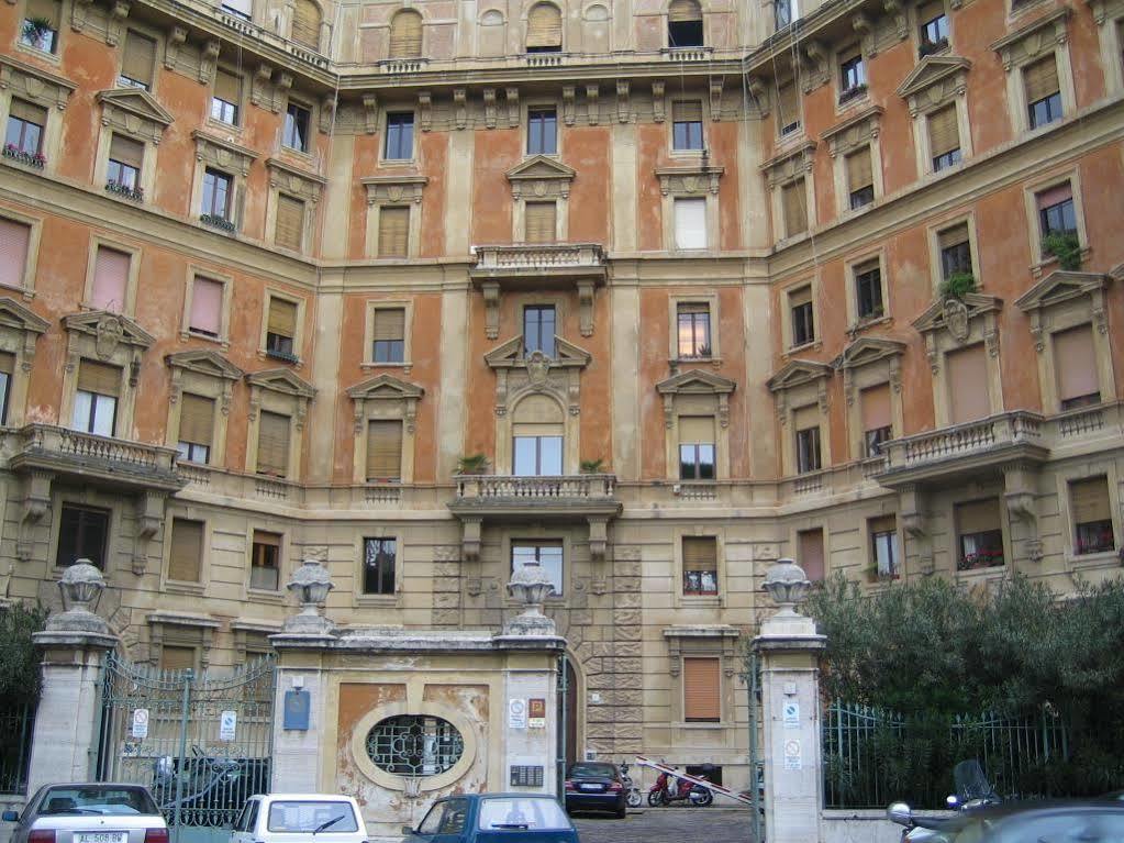 Roma Dei Papi Hotel De Charme Екстер'єр фото
